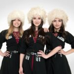 TRIO MANDILI